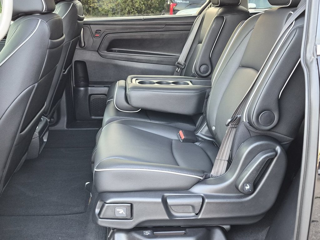 Thumbnail: 2026 Honda Odyssey - 12