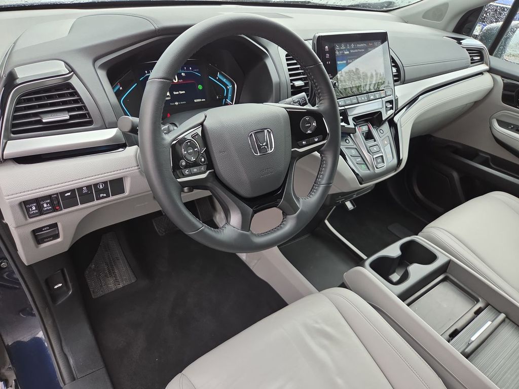 Thumbnail: 2024 Honda Odyssey - 2