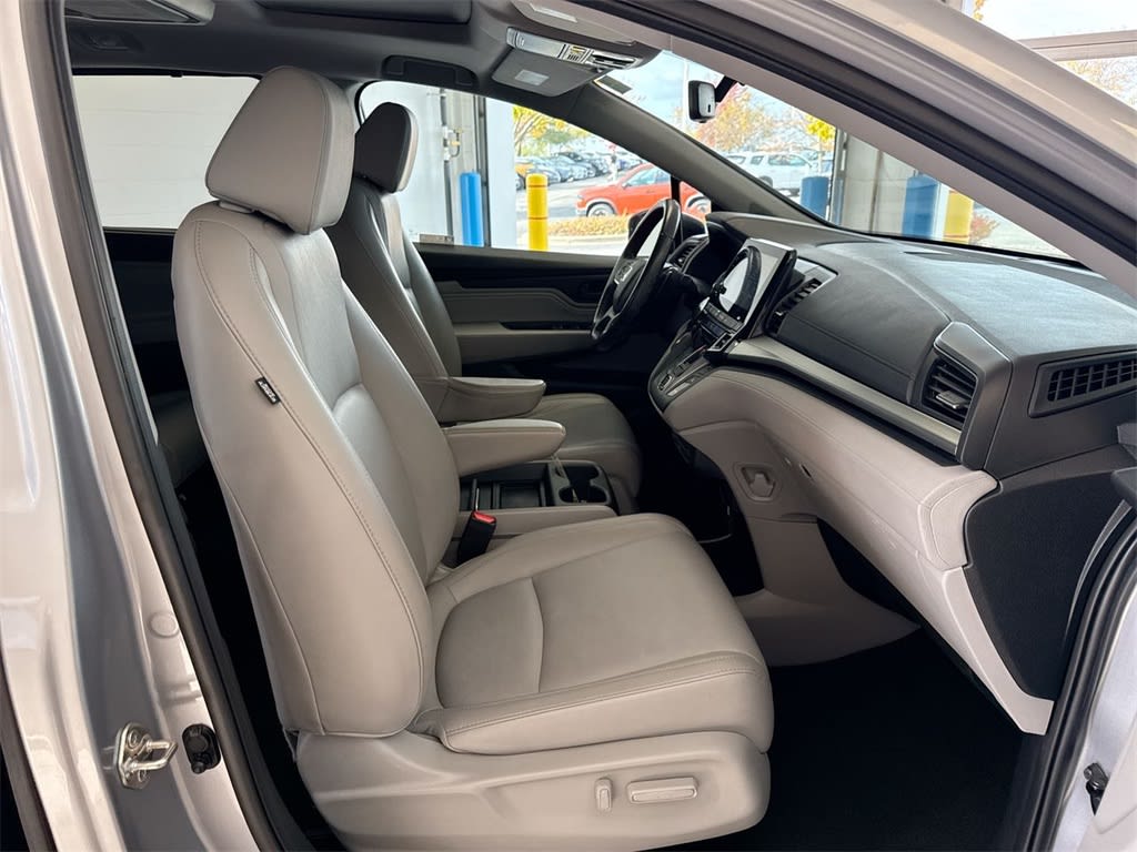 Thumbnail: 2019 Honda Odyssey - 12