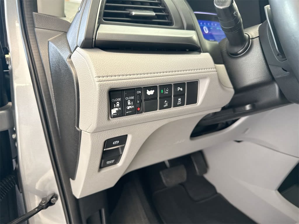 Thumbnail: 2019 Honda Odyssey - 38