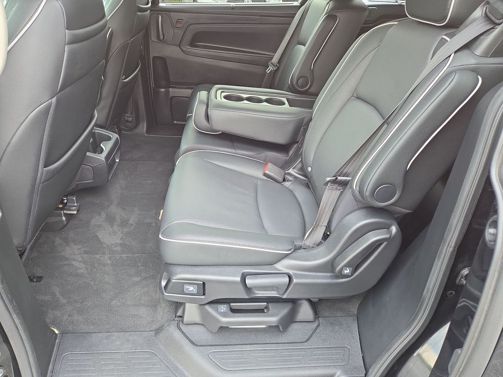 Thumbnail: 2025 Honda Odyssey - 27