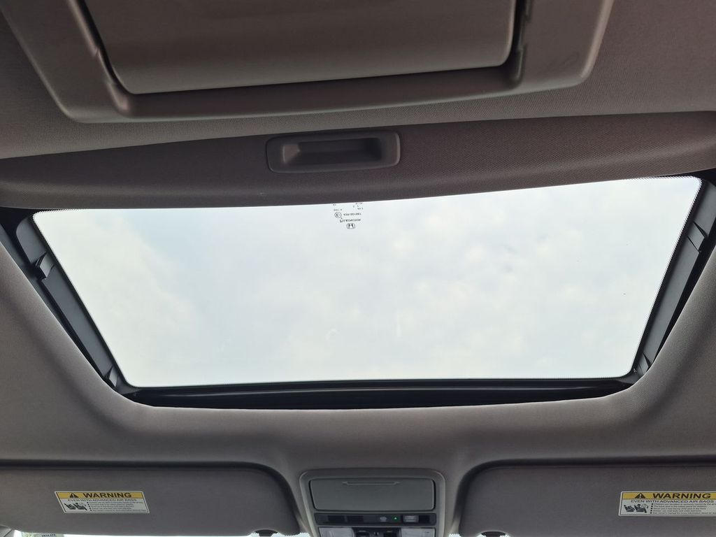 Thumbnail: 2024 Honda Odyssey - 28