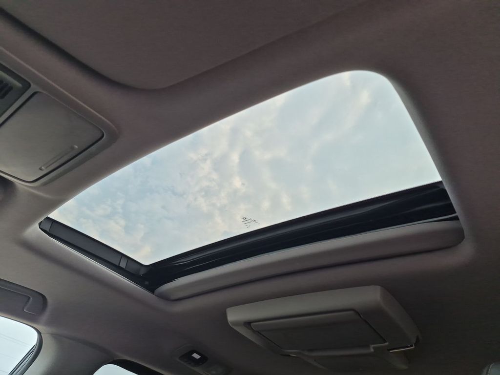 Thumbnail: 2024 Honda Odyssey - 26