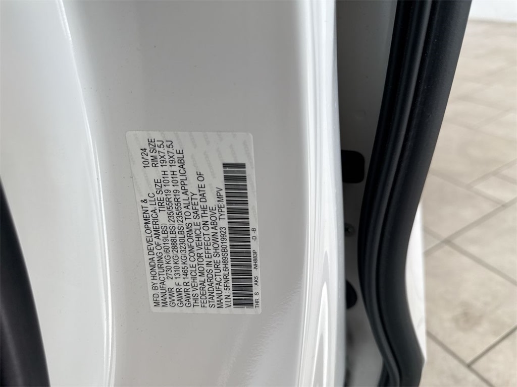 2025 Honda Odyssey Touring 19