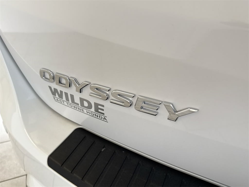 2025 Honda Odyssey Touring 25