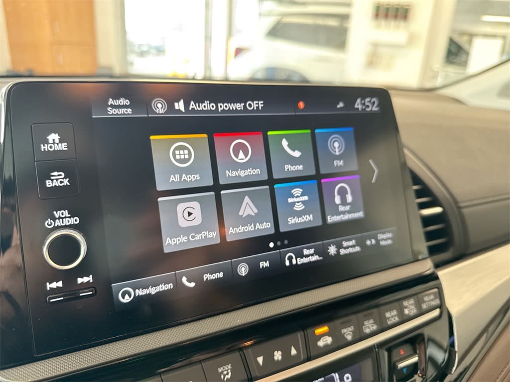 2025 Honda Odyssey Touring 36