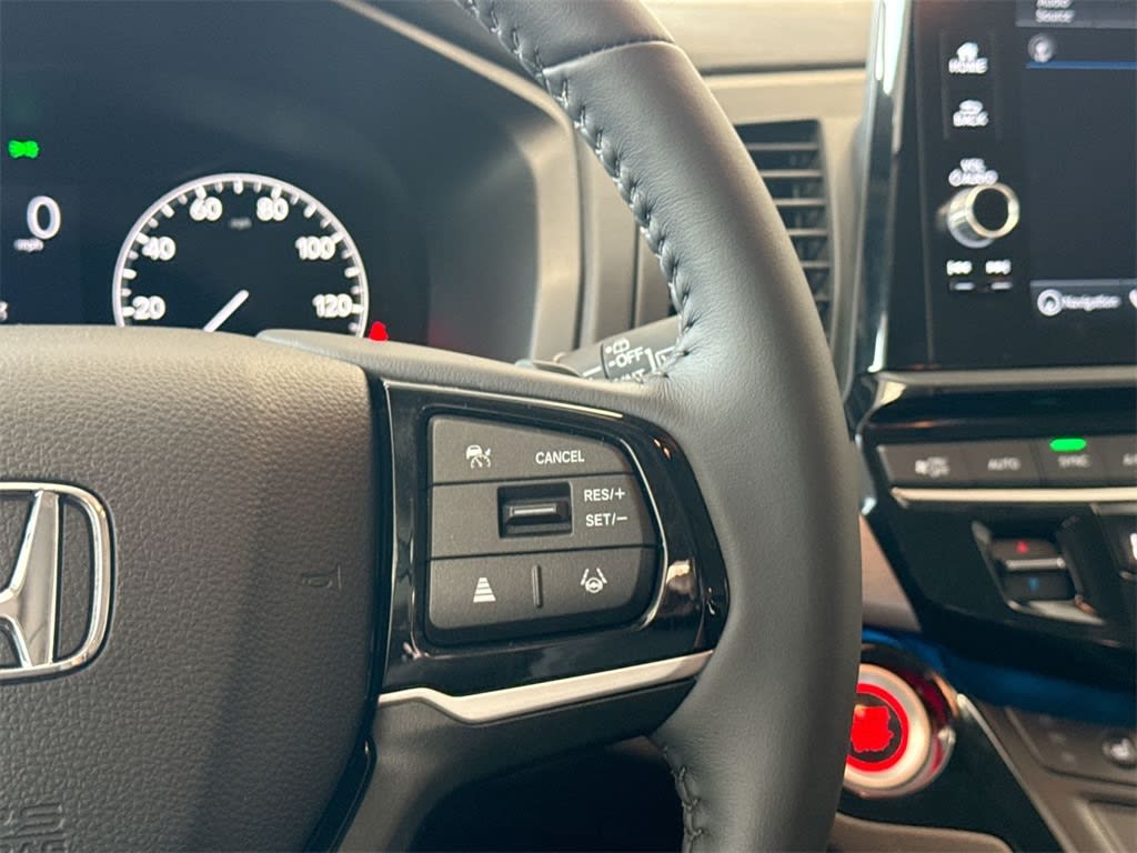 2025 Honda Odyssey Touring 32