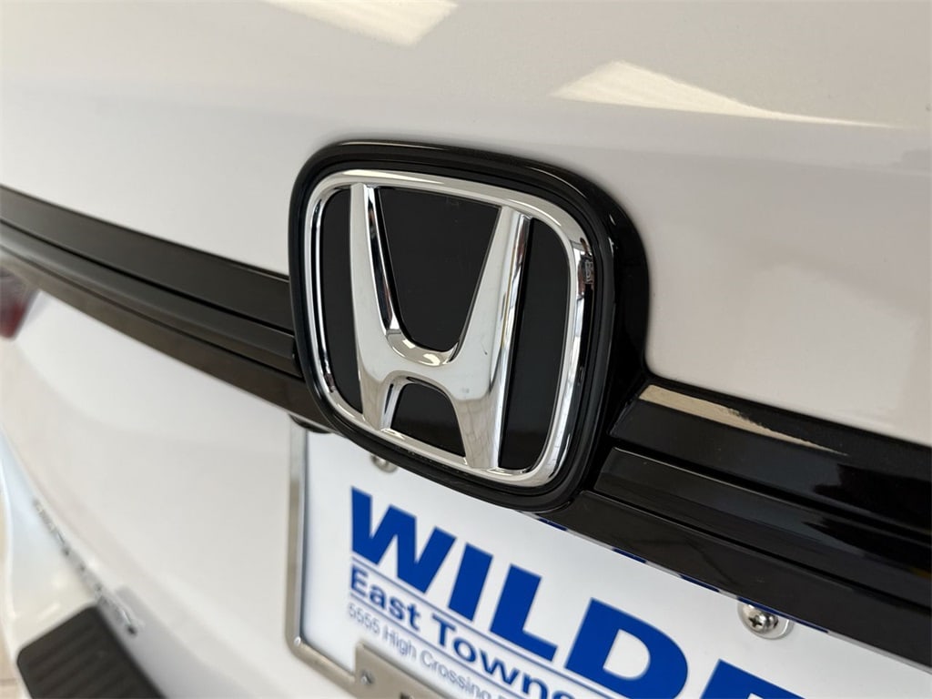 2025 Honda Odyssey Touring 24