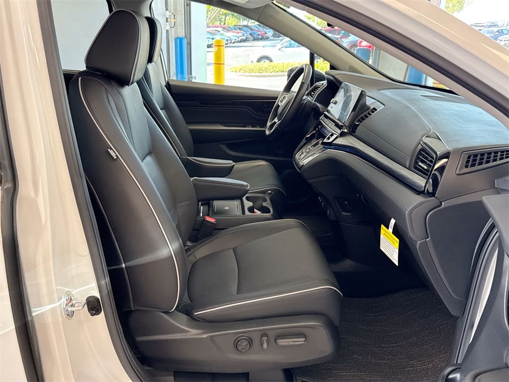 Thumbnail: 2025 Honda Odyssey - 12