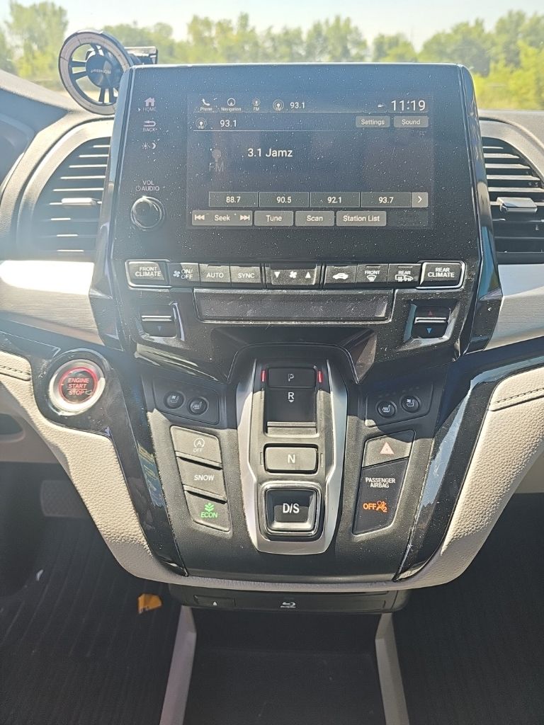 Thumbnail: 2019 Honda Odyssey - 4