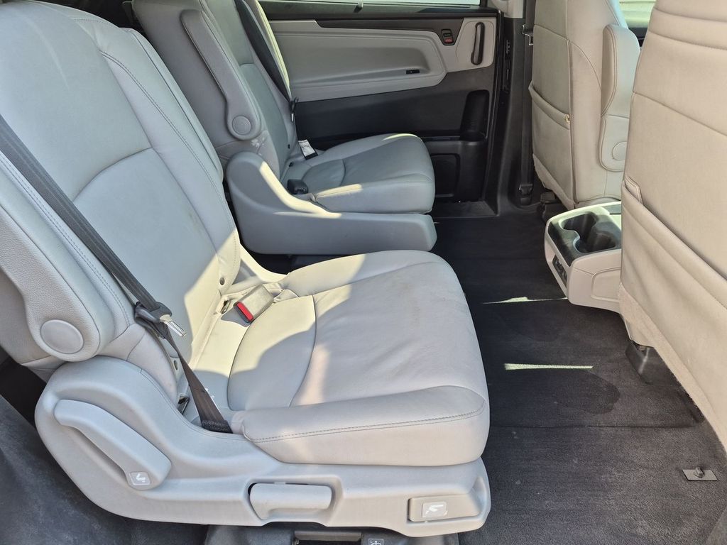 Thumbnail: 2019 Honda Odyssey - 28