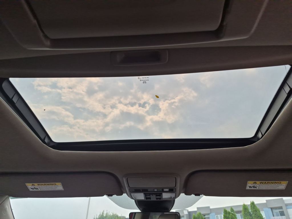 Thumbnail: 2024 Honda Odyssey - 31