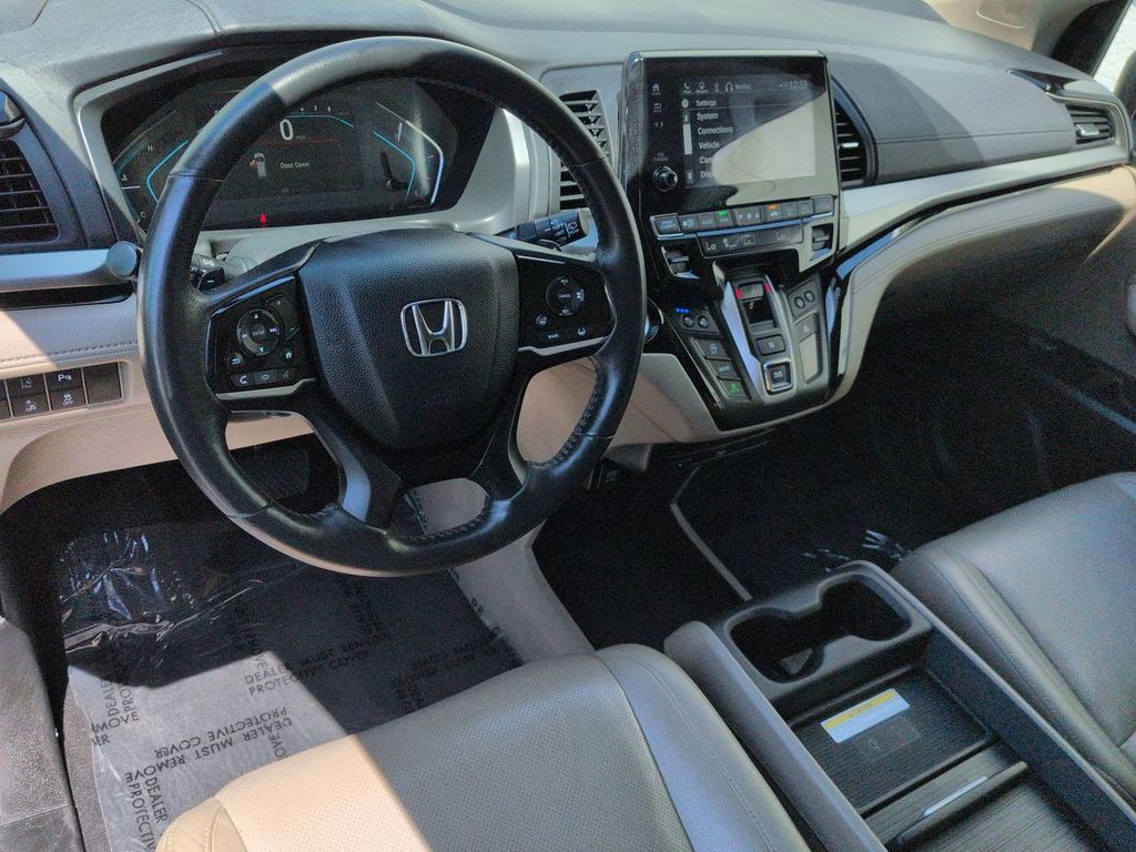 Thumbnail: 2018 Honda Odyssey - 2