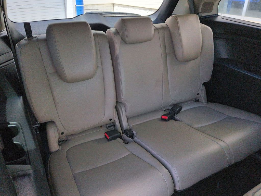 Thumbnail: 2018 Honda Odyssey - 30
