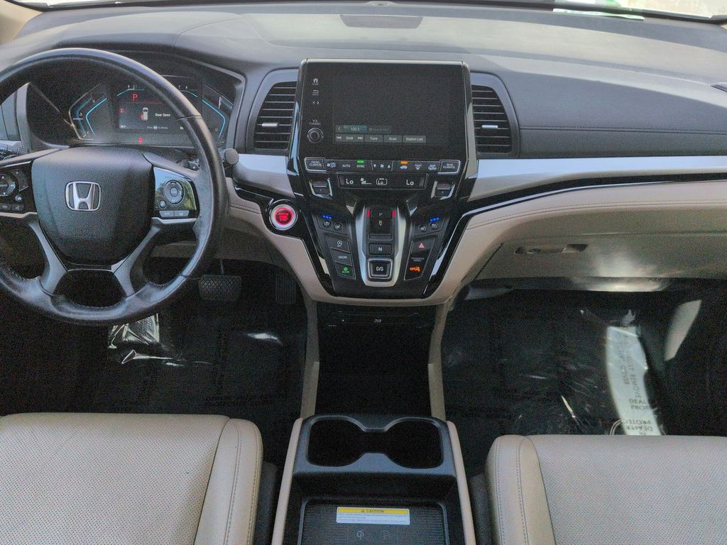 Thumbnail: 2019 Honda Odyssey - 9