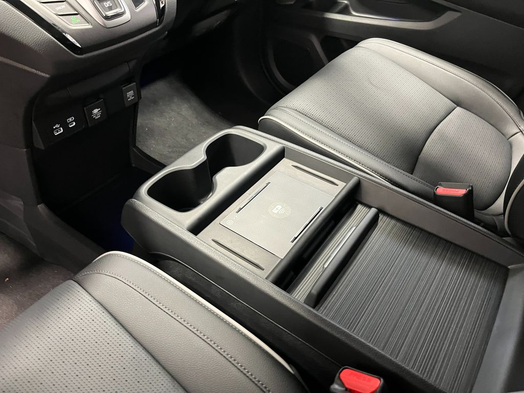 Thumbnail: 2027 Honda Odyssey - 26