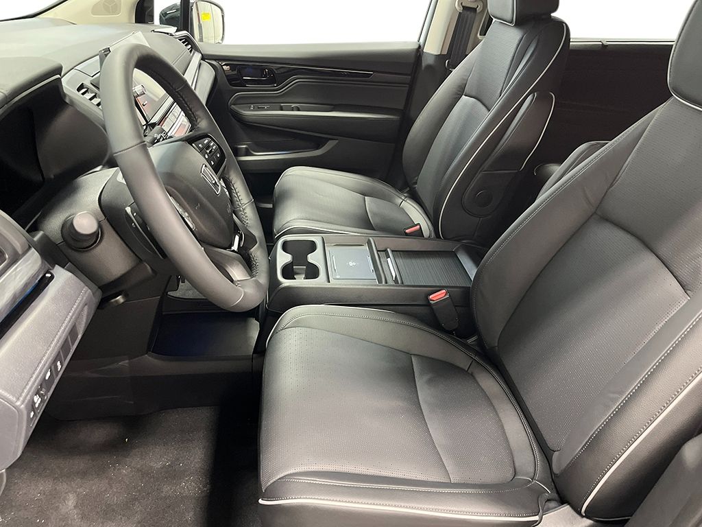 Thumbnail: 2027 Honda Odyssey - 10