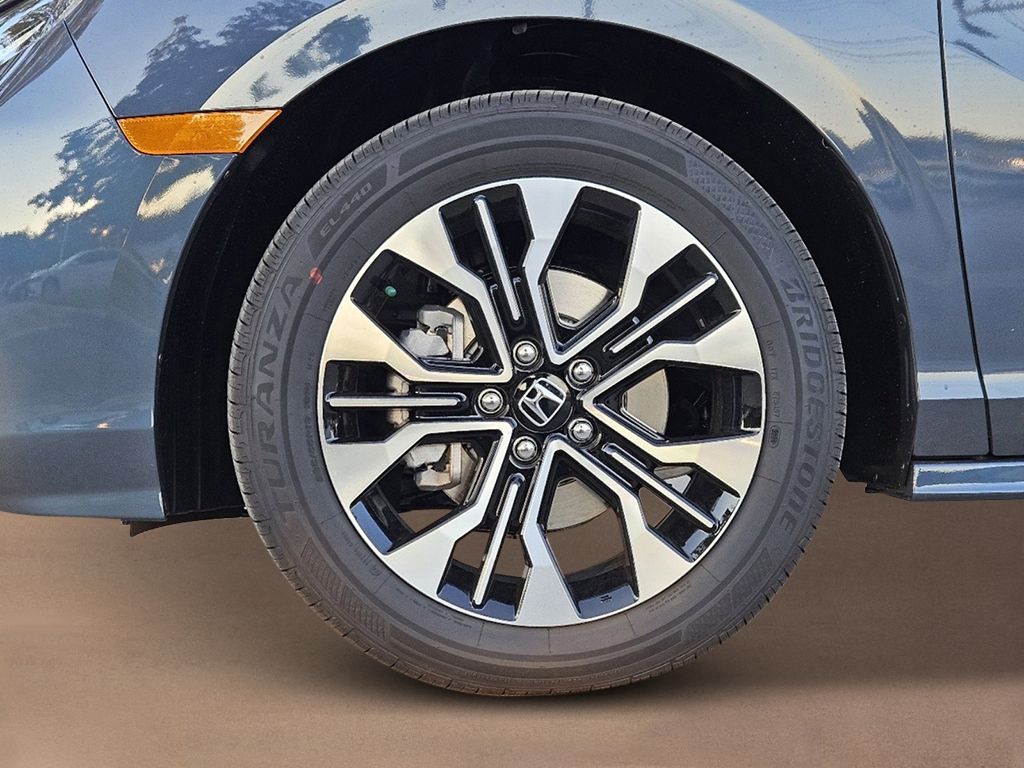 Thumbnail: 2026 Honda Odyssey - 4