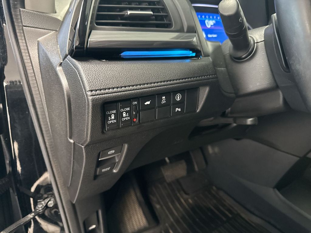 Thumbnail: 2023 Honda Odyssey - 38