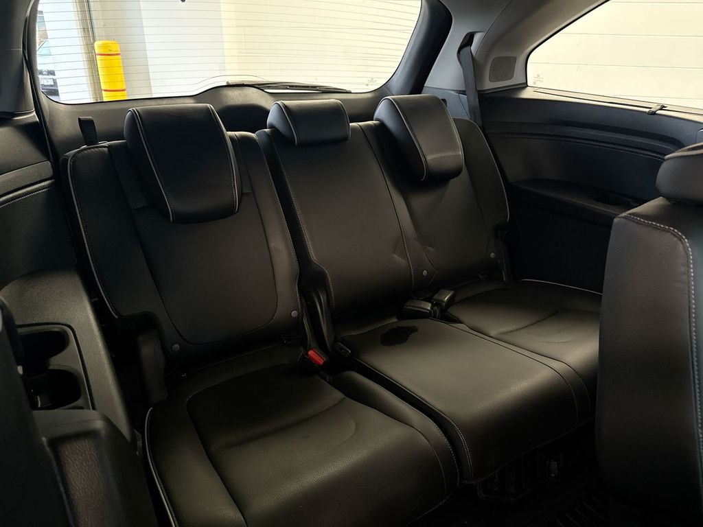 Thumbnail: 2023 Honda Odyssey - 30