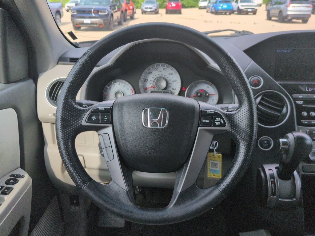 Thumbnail: 2015 Honda Pilot - 13