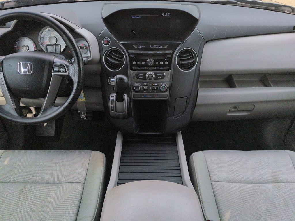 Thumbnail: 2015 Honda Pilot - 9