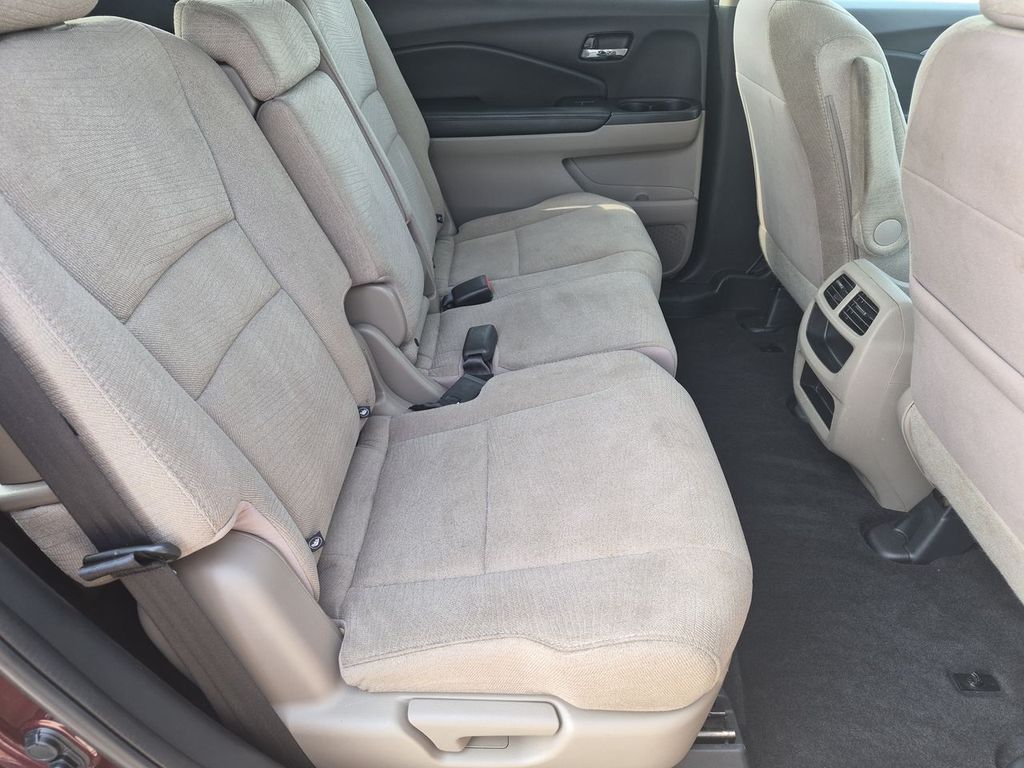 Thumbnail: 2016 Honda Pilot - 28