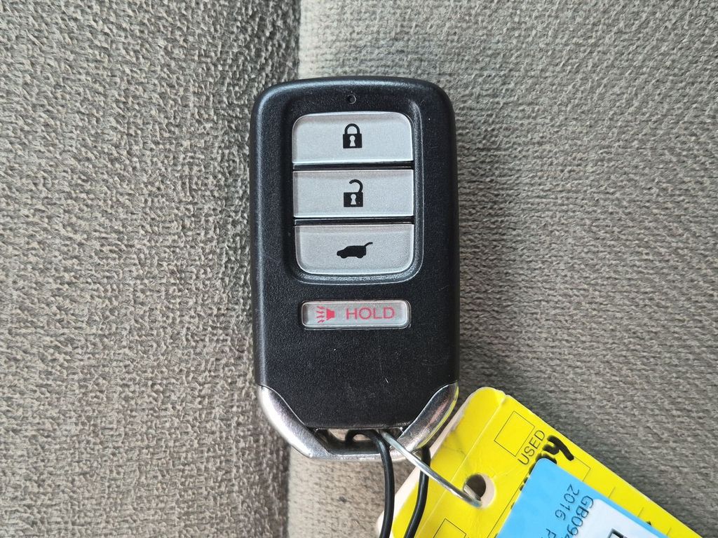 Thumbnail: 2016 Honda Pilot - 36