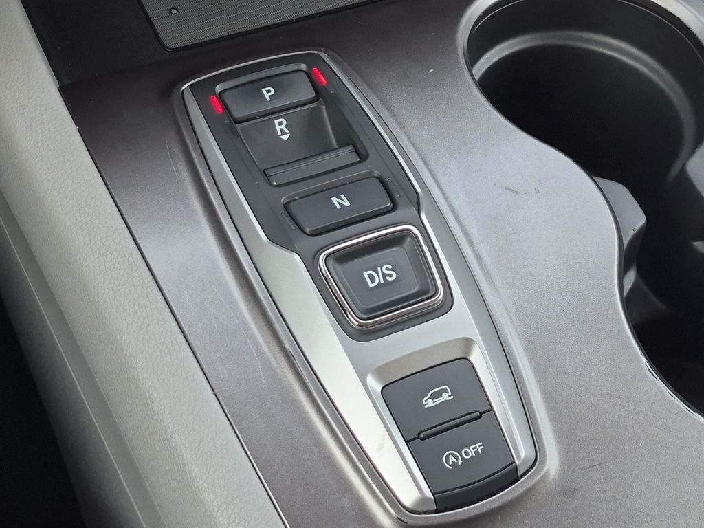 Thumbnail: 2022 Honda Pilot - 15