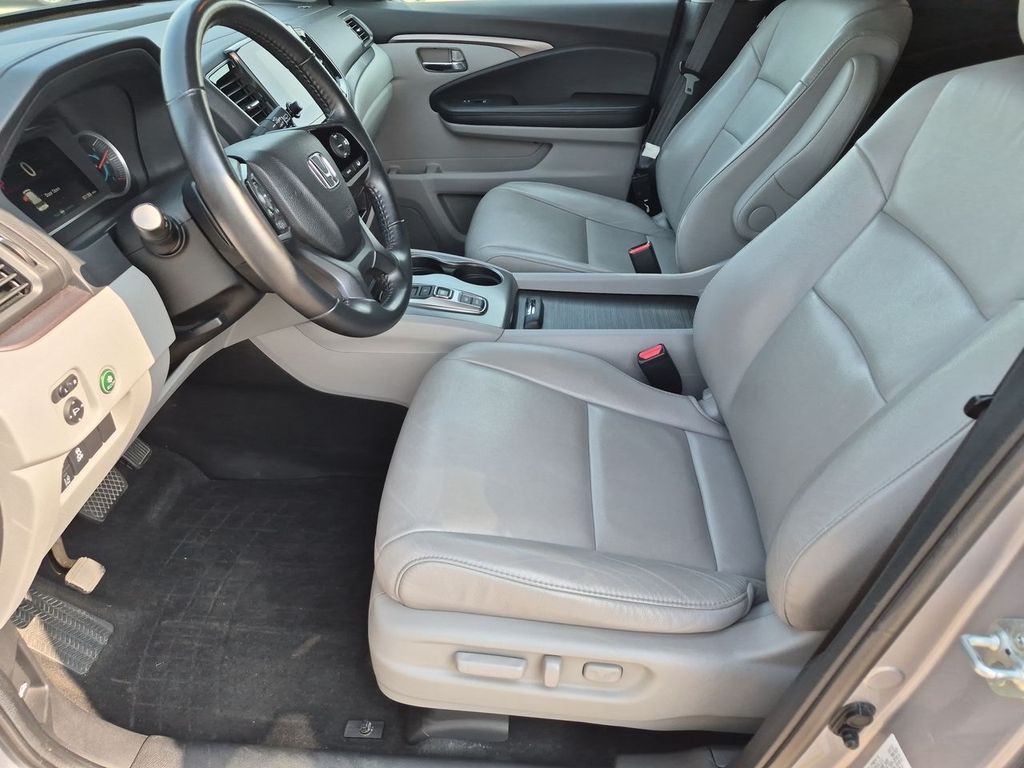 Thumbnail: 2022 Honda Pilot - 10