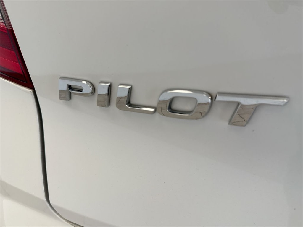 2022 Honda Pilot SE 28