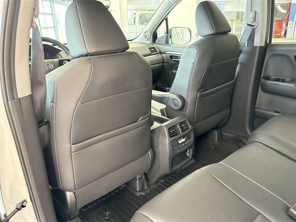 2022 Honda Pilot SE 13