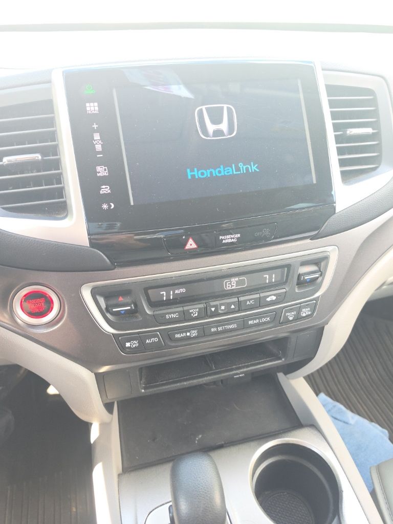 Thumbnail: 2016 Honda Pilot - 6