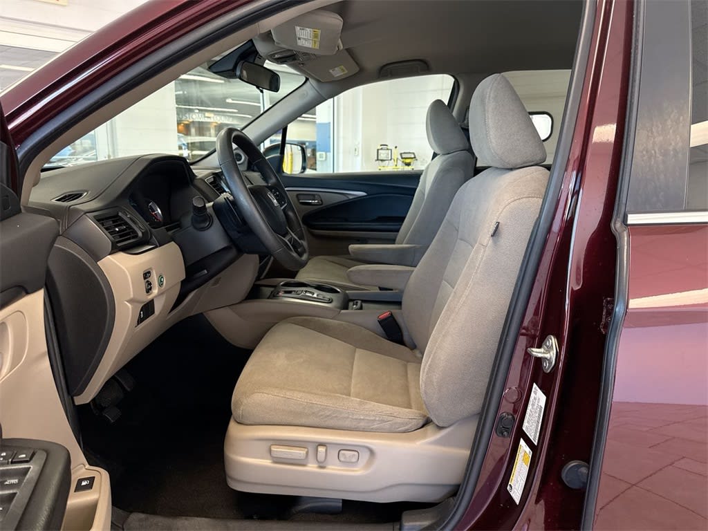 Thumbnail: 2021 Honda Pilot - 11