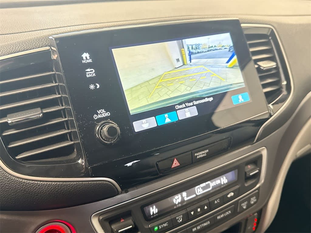 Thumbnail: 2019 Honda Pilot - 16