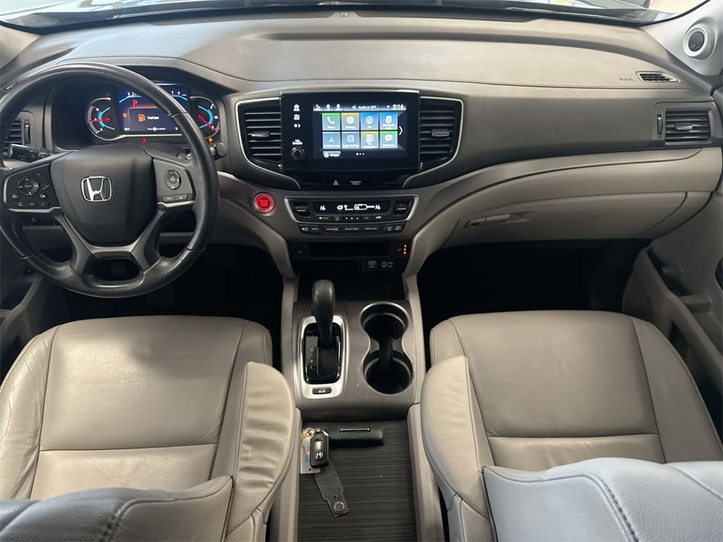 Thumbnail: 2019 Honda Pilot - 10