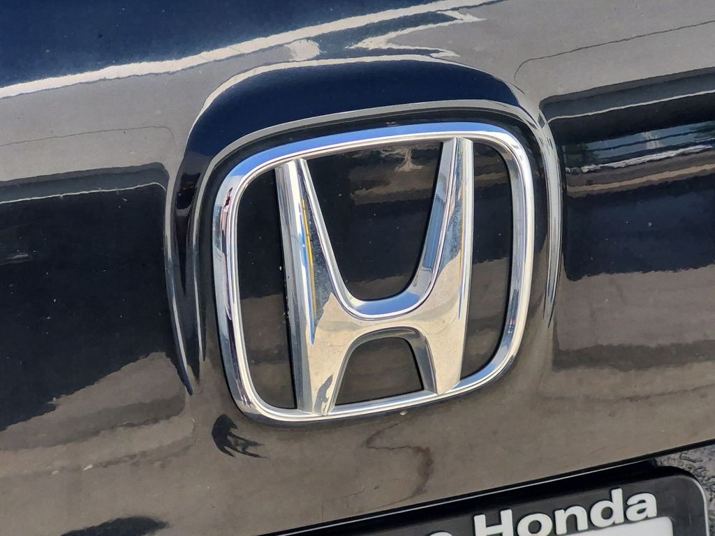 Thumbnail: 2016 Honda Pilot - 7