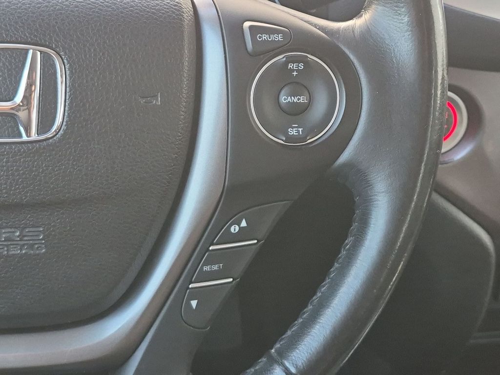 Thumbnail: 2016 Honda Pilot - 33