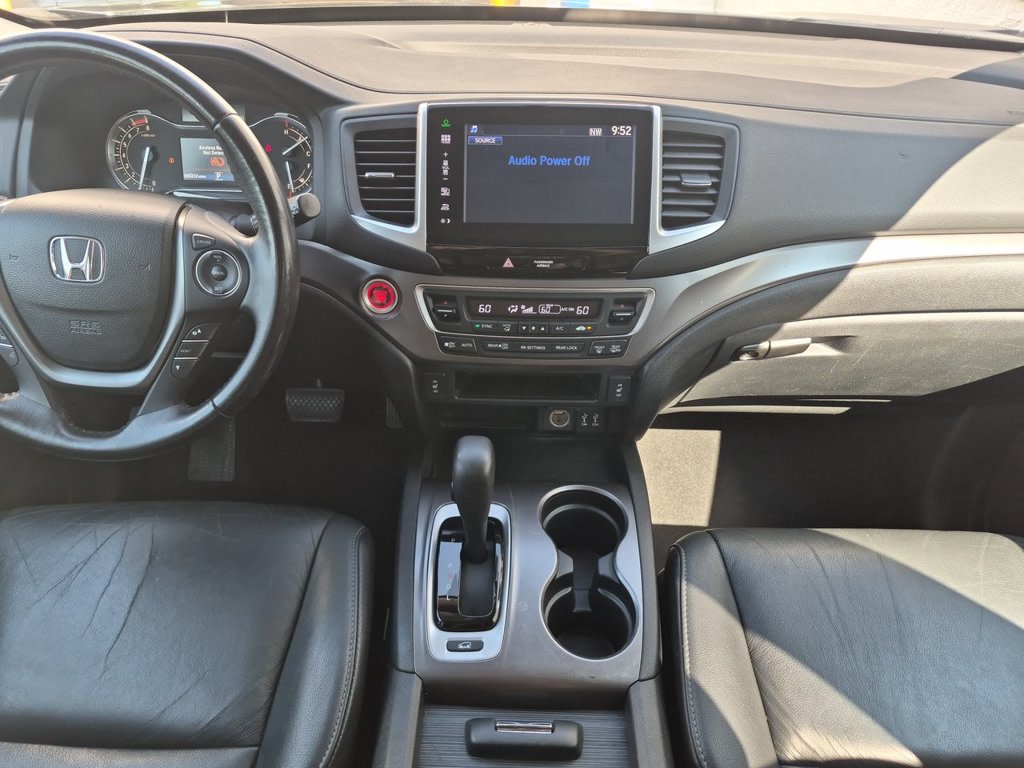 Thumbnail: 2016 Honda Pilot - 9