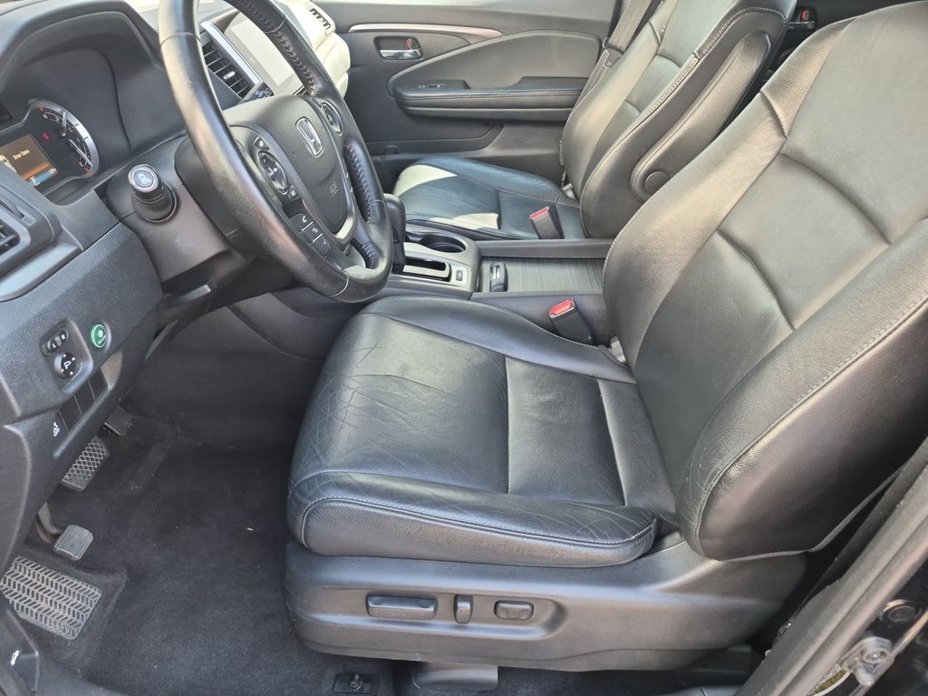Thumbnail: 2016 Honda Pilot - 10