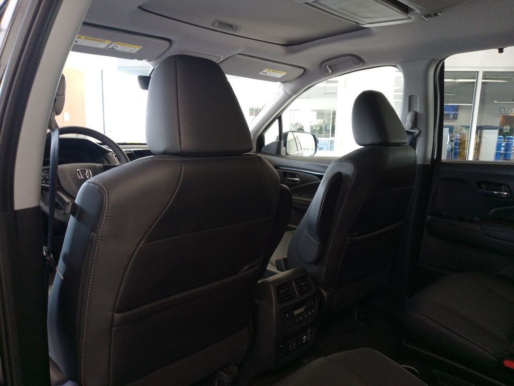 Thumbnail: 2022 Honda Pilot - 11