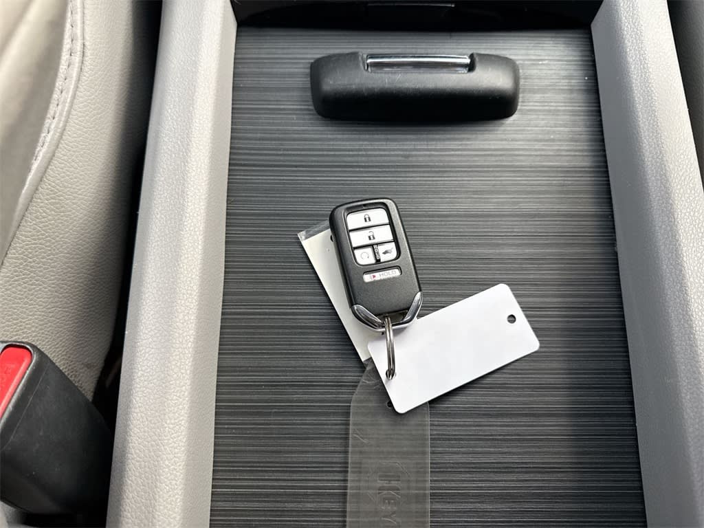 Thumbnail: 2017 Honda Pilot - 39