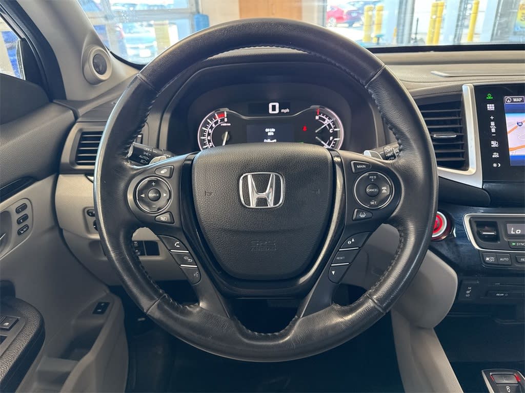 Thumbnail: 2016 Honda Pilot - 14