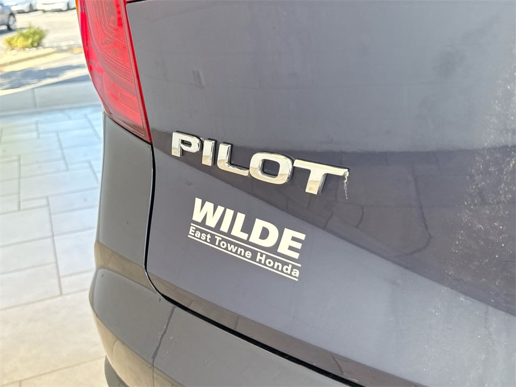 Thumbnail: 2016 Honda Pilot - 27