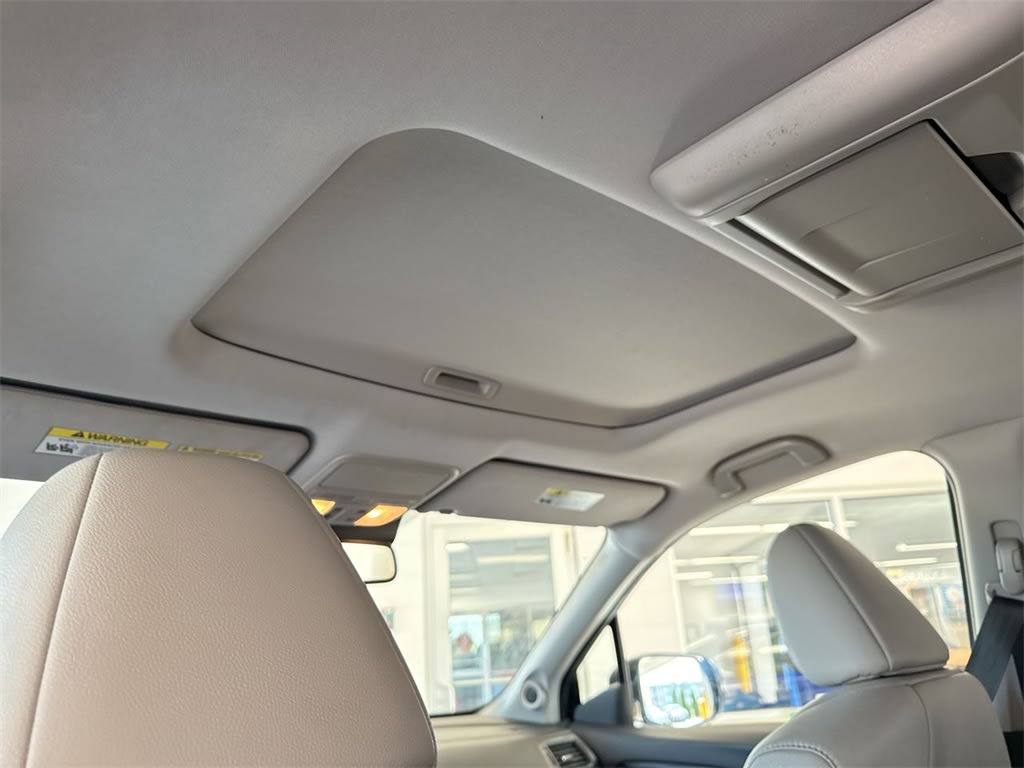 Thumbnail: 2016 Honda Pilot - 29