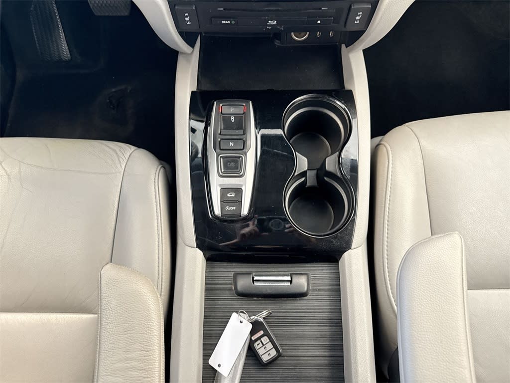 Thumbnail: 2016 Honda Pilot - 17