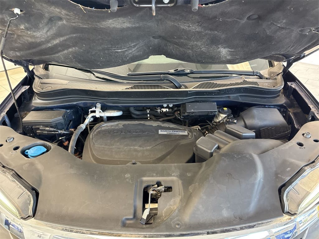 Thumbnail: 2016 Honda Pilot - 9