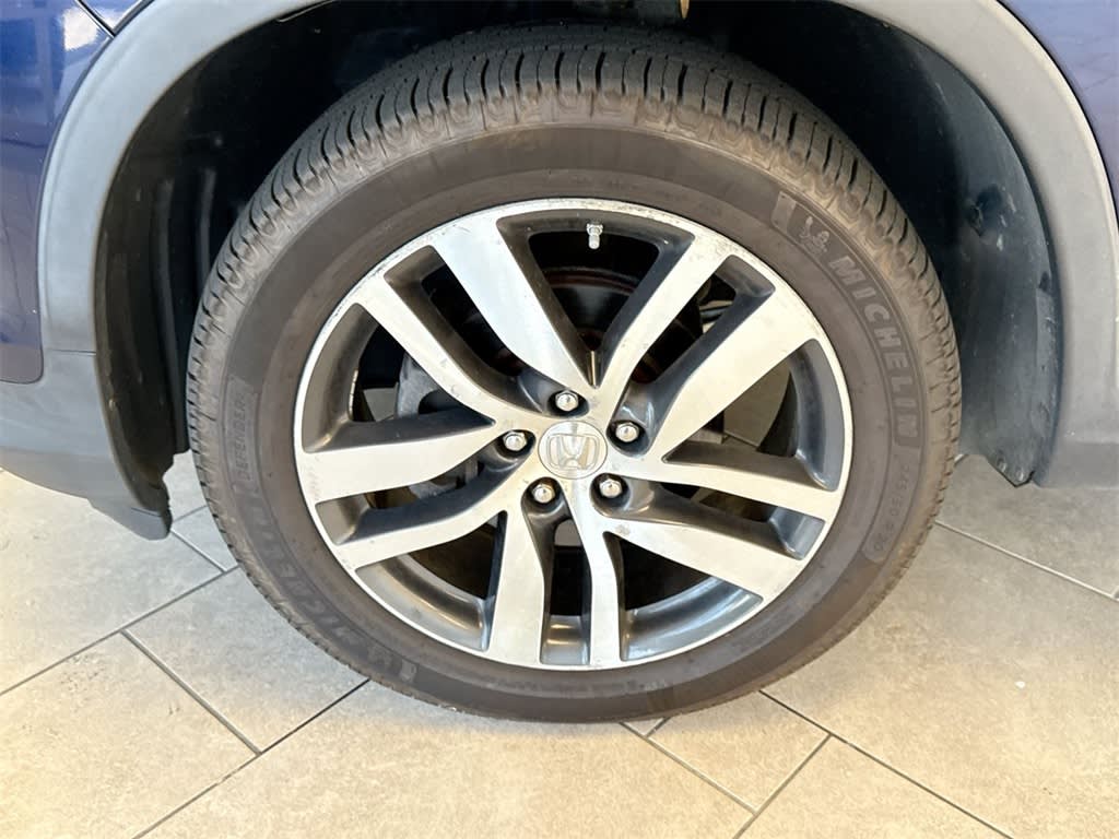 Thumbnail: 2016 Honda Pilot - 8