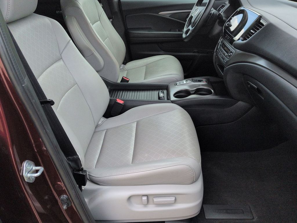 Thumbnail: 2021 Honda Passport - 11