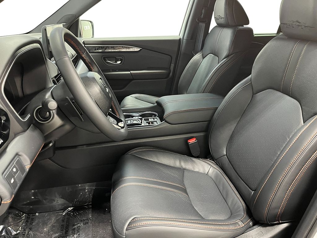 Thumbnail: 2026 Honda Passport - 11